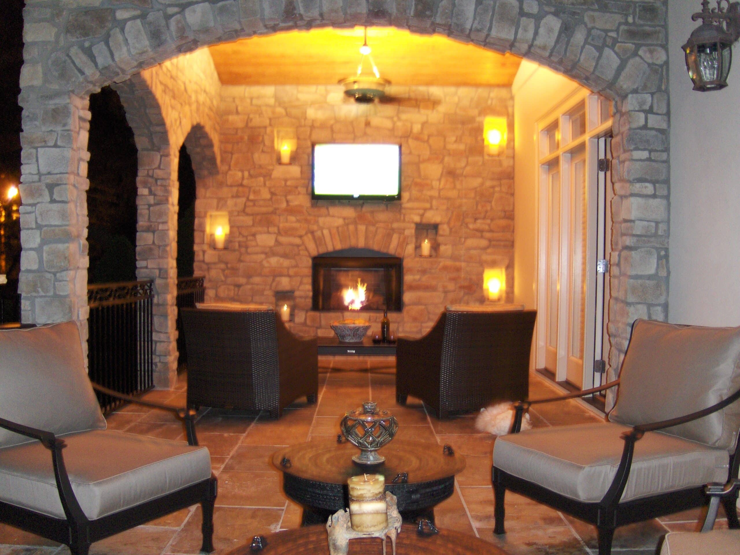 outdoor-stone-masonry-fireplace-room